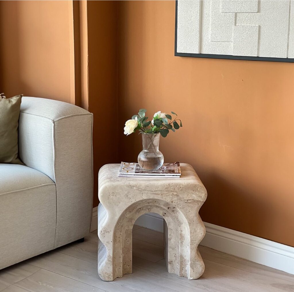 table chevet version canva